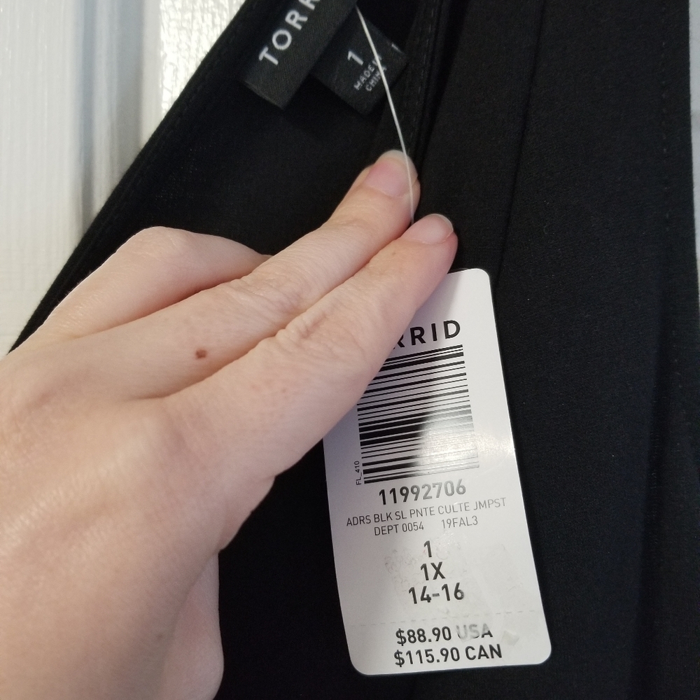 Women's Plus Size Jumpsuit - Picture 4 of 7